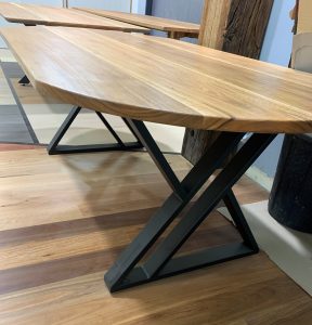 Spotted Gum - Pill Table