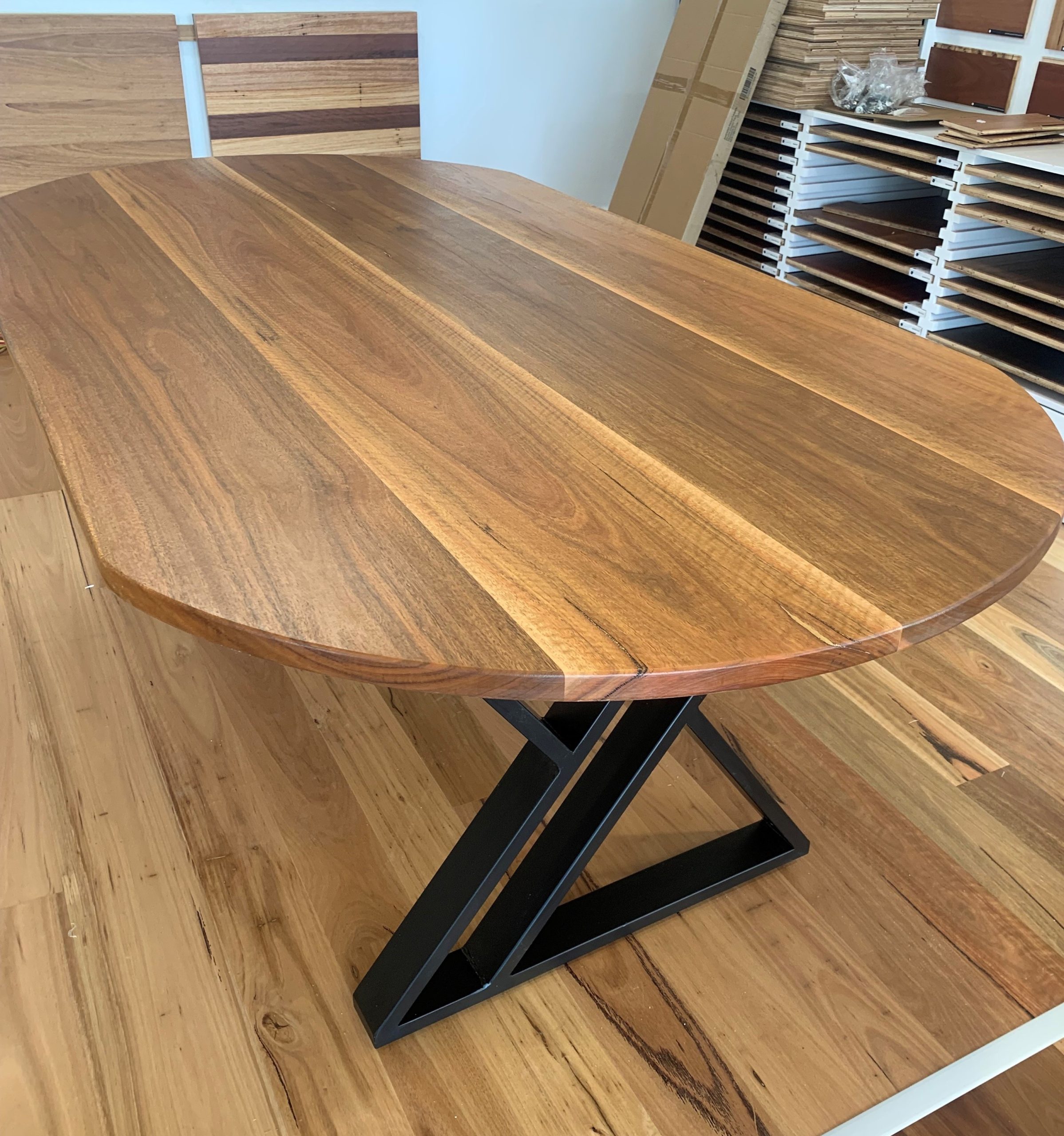 NSW Spotted Gum Dining Table - Pill Shape - Z Shape Steel Legs